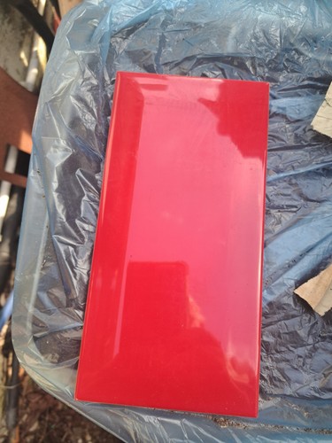 Farrow red 20cmx10cmglazed - red,